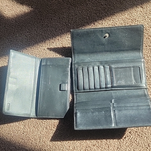 COACH WALLET - Picture 2 of 5